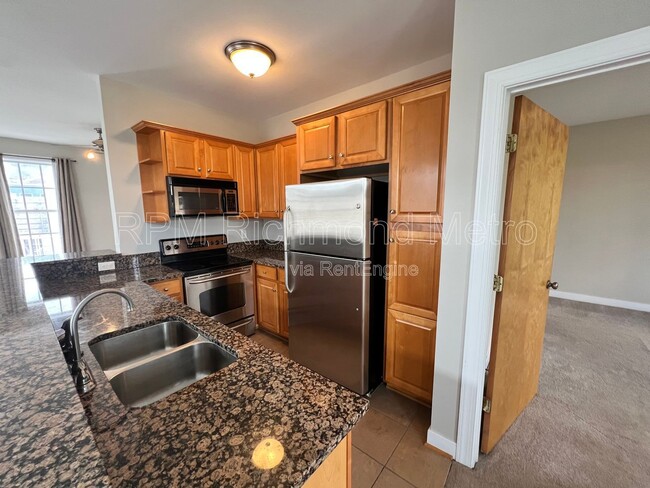Building Photo - 215 N 18th St Unit 3 Rental