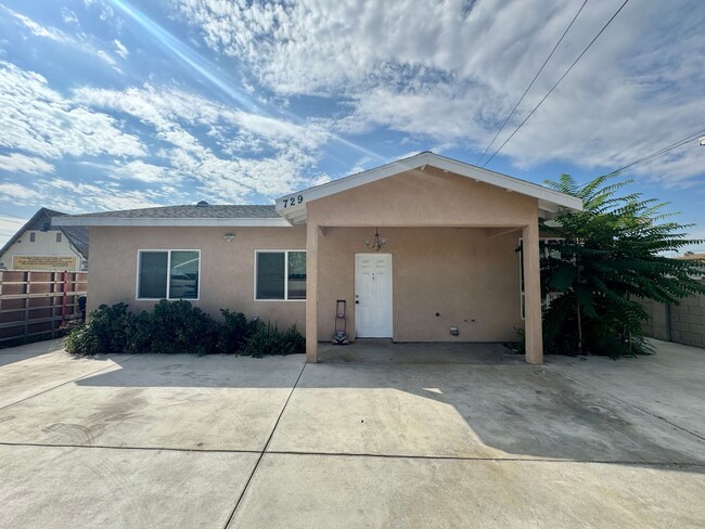 Building Photo - 12TH ST Unit 729 Rental