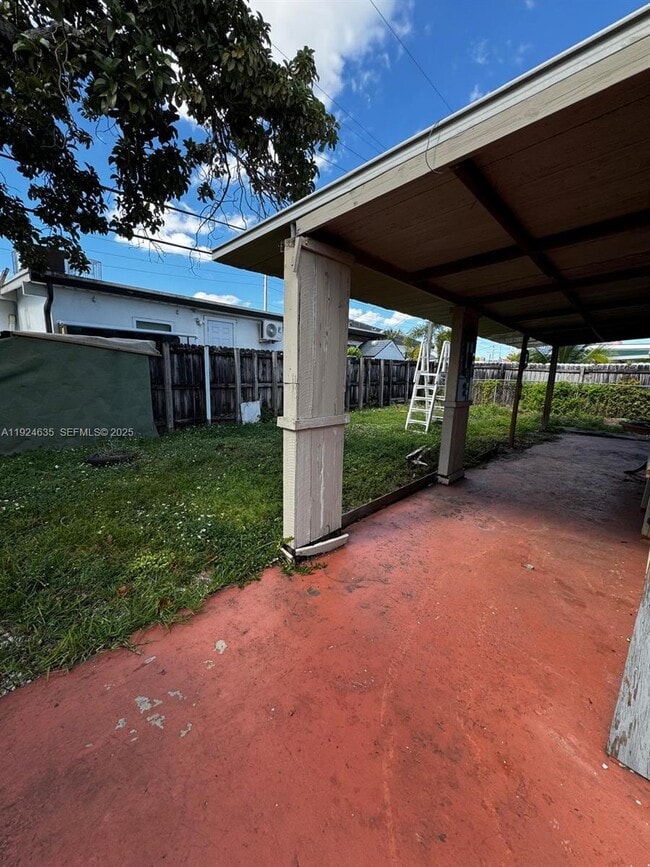 Photo - 4796 E 10th Ave Unit 2