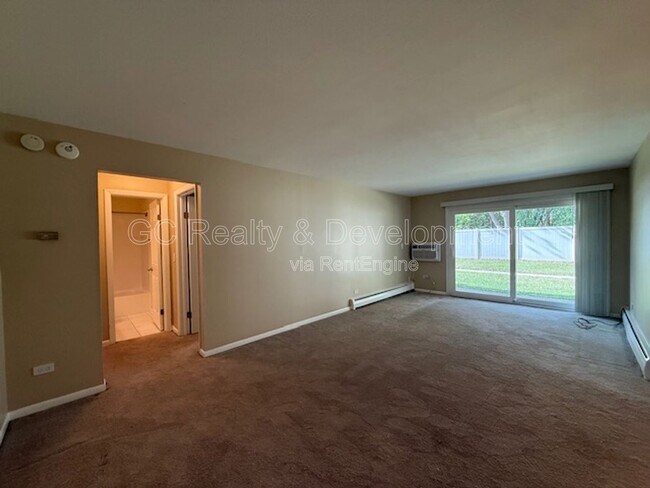 Photo - 268 N Carter St Unidad 103