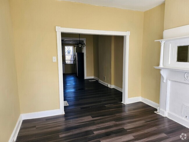 Building Photo - Charming 3BR Townhome in Baltimore
