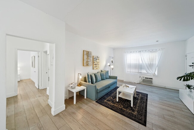 Photo - 1504 Bay Rd Unidad ID1255491P