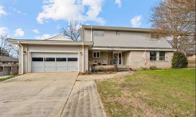 Building Photo - 7600 Teal Dr SW