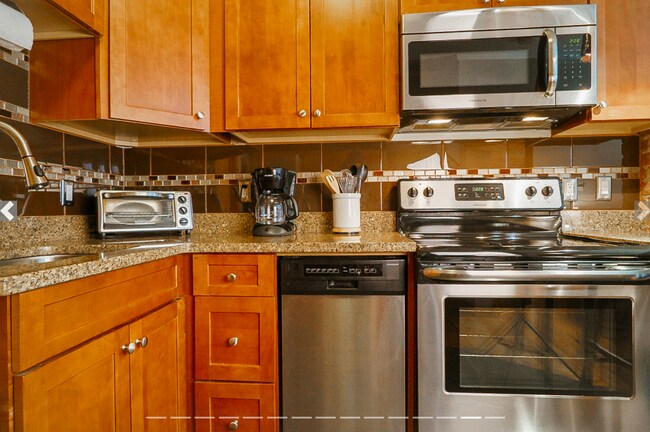 Photo - 19 Garrison St
