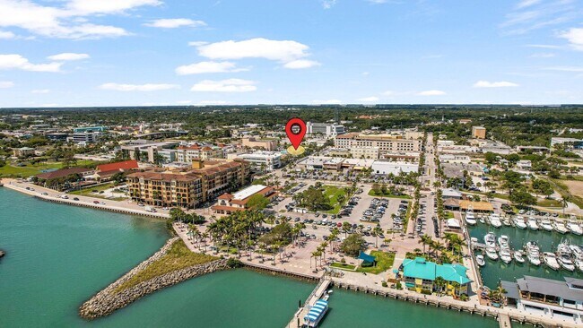 Photo - 211 Orange Ave