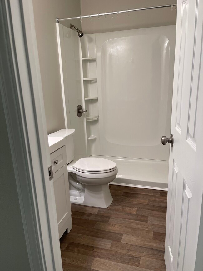 Bathroom - 25 Oakhurst Dr