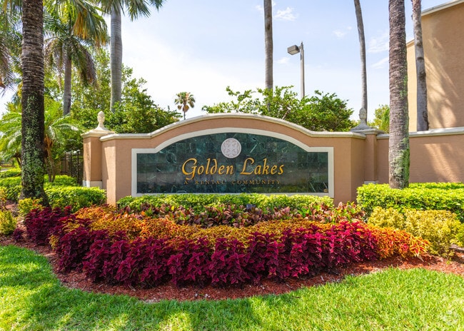 Photo - Golden Lakes Apartments