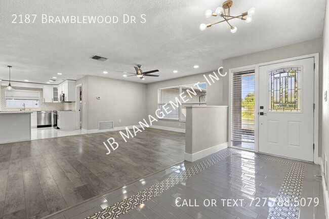 Photo - 2187 Bramblewood Dr S