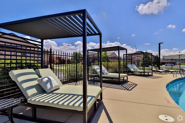 Building Photo - Country Oaks Apartments