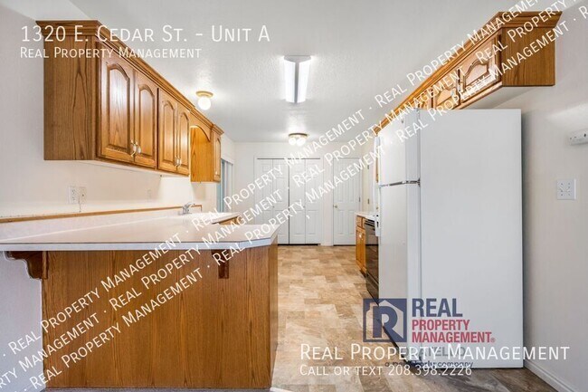 Photo - 1320 E Cedar St Unit A