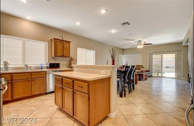Photo - Entertainment Paradise: Fully Equipped Hom... Apartment