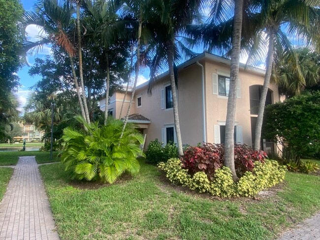 Photo - 2812 Grande Pky Unit 00