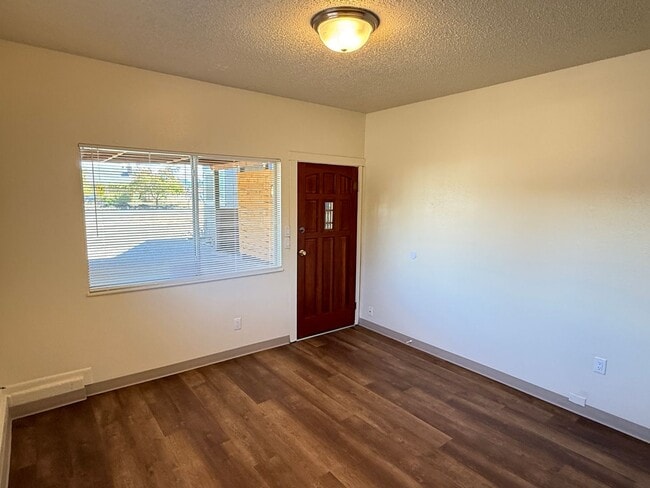 Photo - 2222 N 5th St