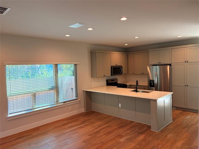 Photo - 3411 Willow Springs Rd
