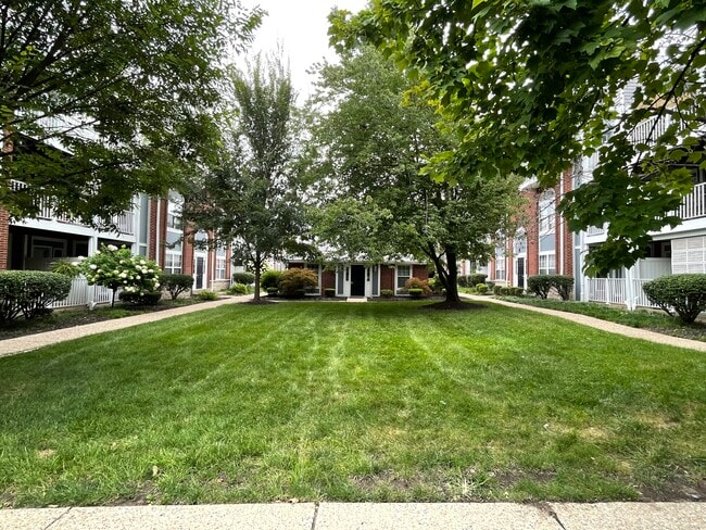 Photo - 4235 W Pine Blvd Unit 15
