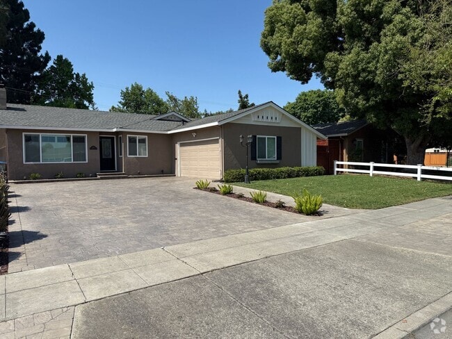 Building Photo - Remodeled Willow Glen Home
