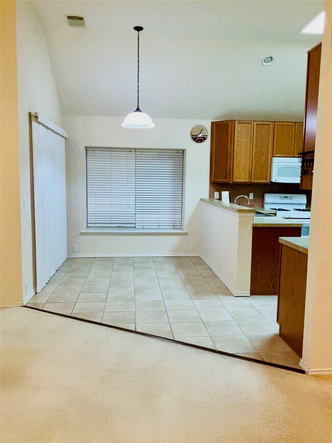 Photo - 3227 Farrel Hill St