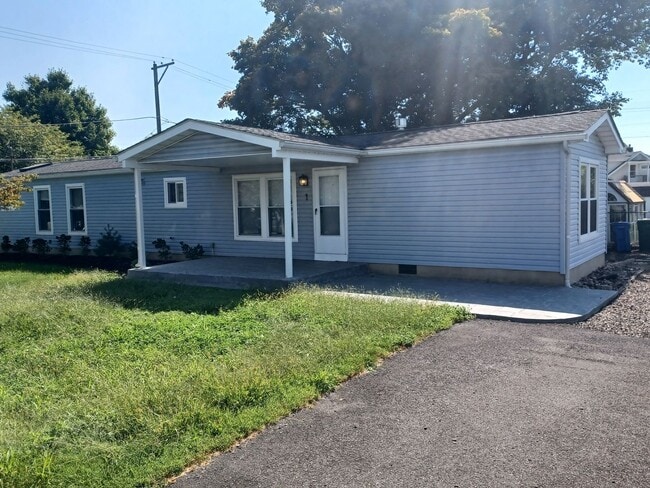 Building Photo - 1 James St