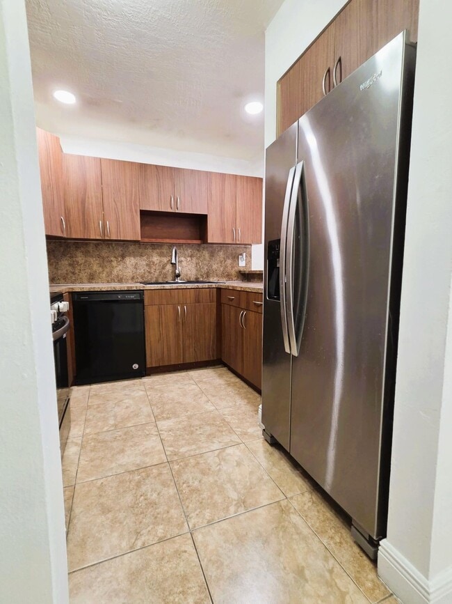 Photo - 7000 NW 186th St Unit 4-316