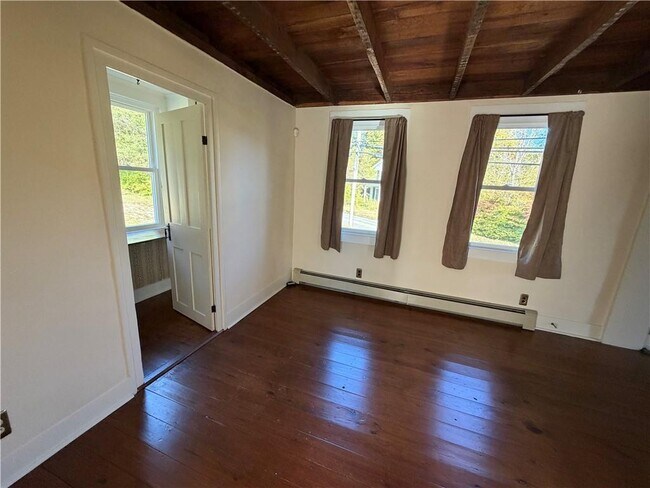 Photo - 27 Carolina Main St