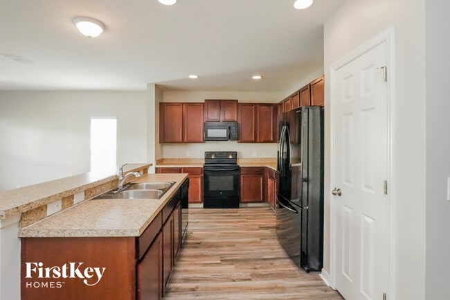 Photo - 644 Black Eagle Dr