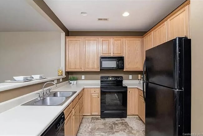 Photo - 14914 Scothurst Ln