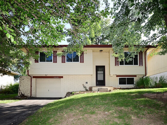 Building Photo - 14028 Madison Cir