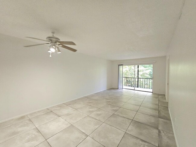 8000 S Colony Cir