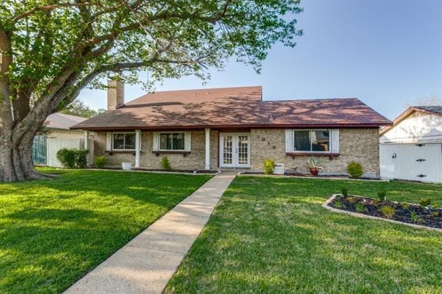 Building Photo - 1618 Aurora Dr