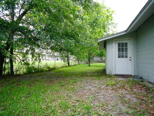 Photo - Charming 3-bedroom, 2-bath home in the Northwood community