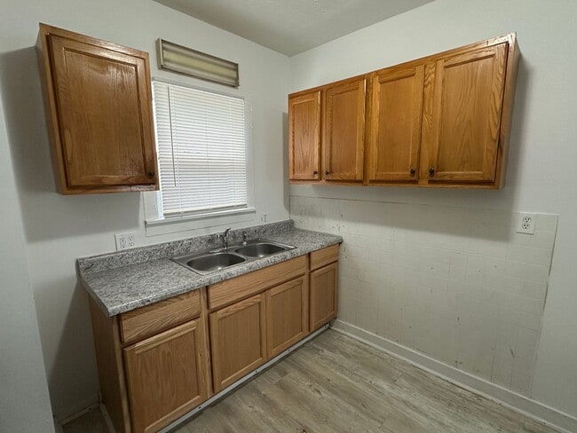 Photo - 961-963 Eastern Ave SE Unit 961 Eastern