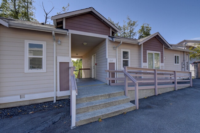 Photo - 1117 7th St Unit C