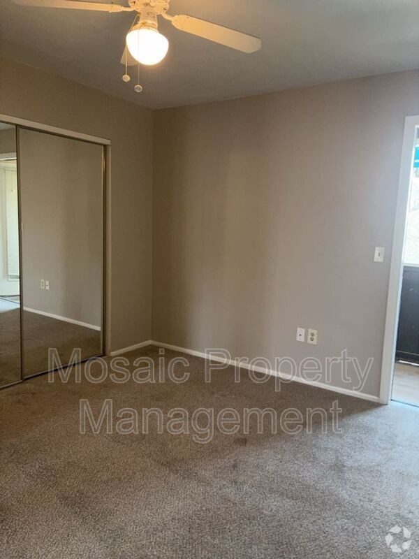 Building Photo - 461 W Holmes Ave Unit #372 Rental