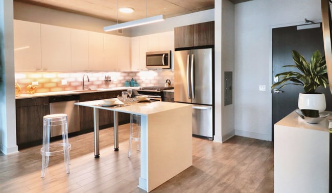 Photo - 1040 W Addison St