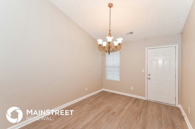 Photo - 3378 Homeward Trail