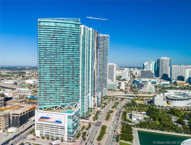 888 Biscayne Blvd