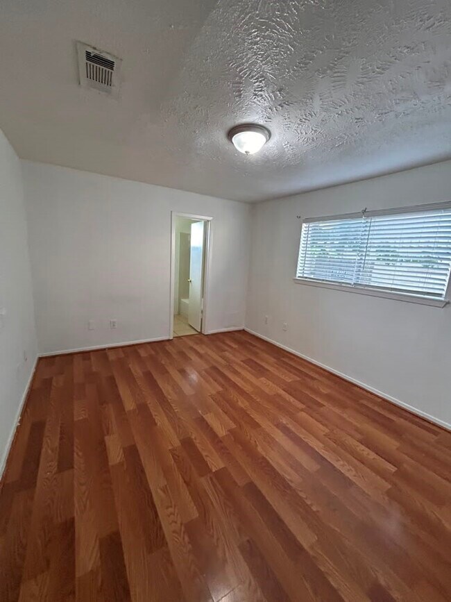 Photo - 6514 Summer Ridge Dr