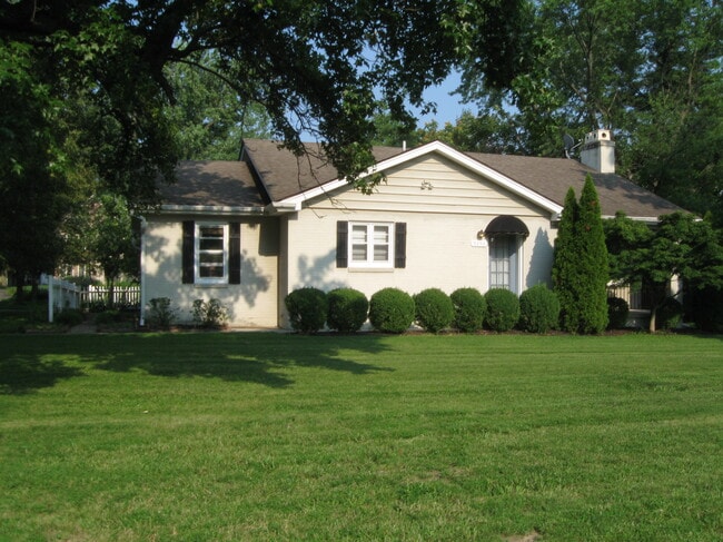 Building Photo - 9254 Sappington Rd