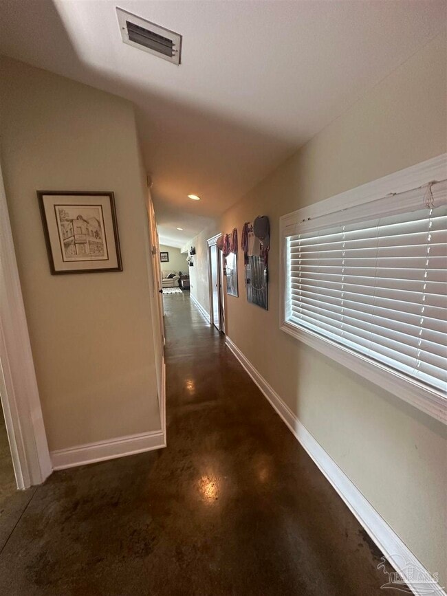 Photo - 432 Bayfront Pkwy