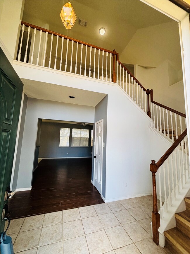 Photo - 4019 Mission Valley Dr