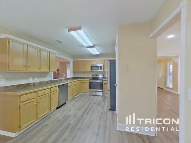 Photo - 1005 Faircloth Ct