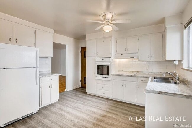 Photo - 1304 W Crestline-