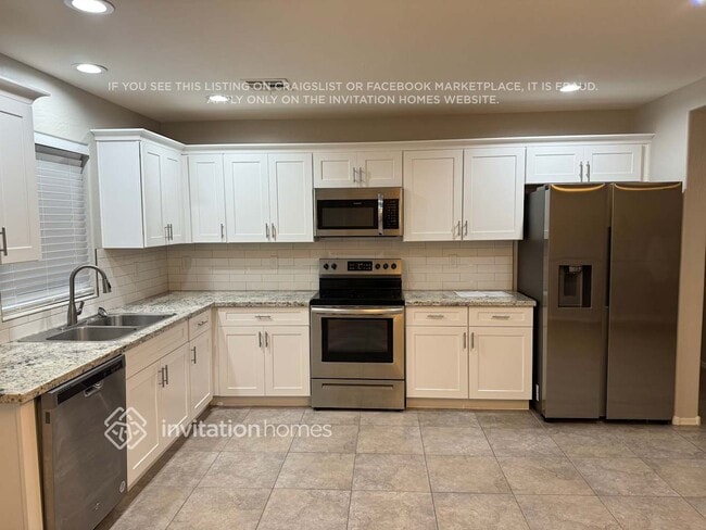 Photo - 2114 E Caspian Way