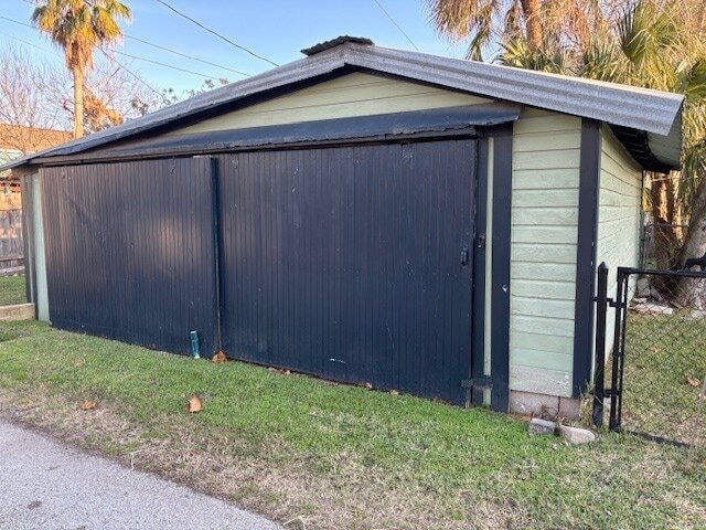 Photo - 1220 Avenue K