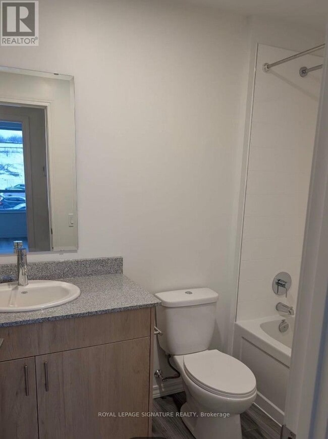 Photo - 191 Elmira Rd S