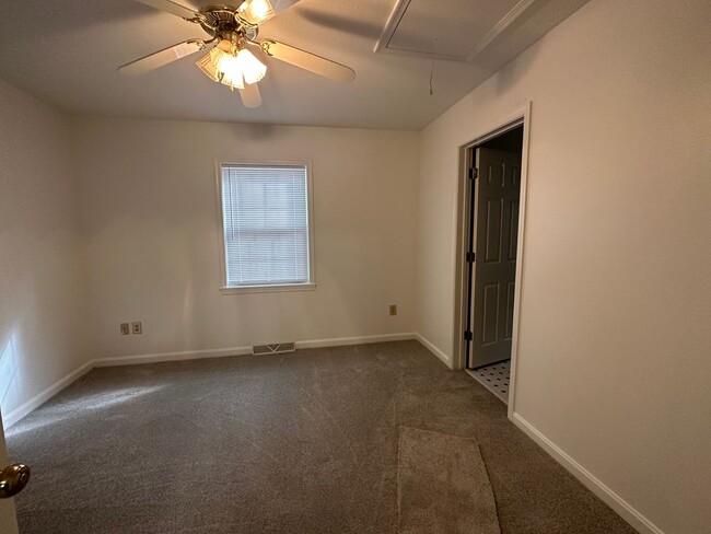 Photo - 109 E Pall Mall St