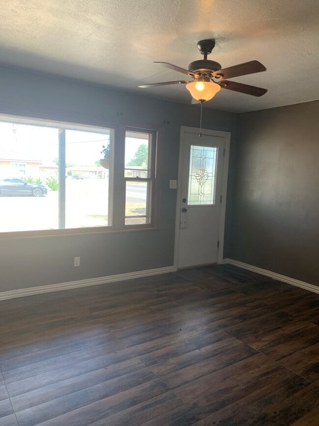 Photo - 142 S Indio Ave