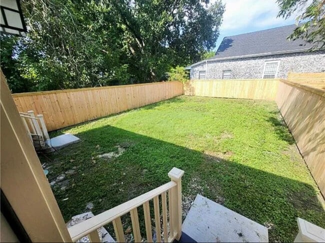 Photo - 1432 Louisa St