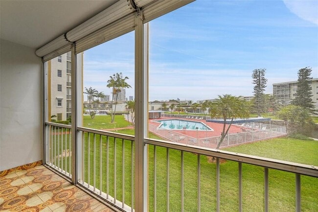 Building Photo - 2859 Leonard Dr Unit G210