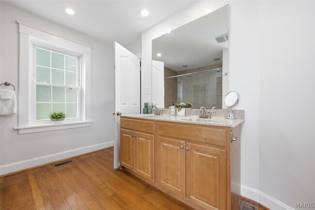 Photo - 7385 Arlington Dr